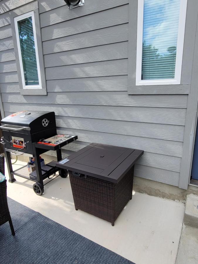 Ferienhaus Spacious Townhouse Minutes From Downtown Sa. San Antonio